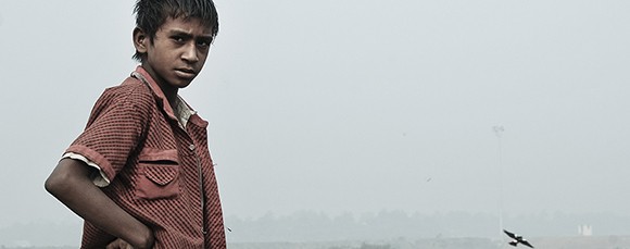 Enfant démuni au Bangladesh