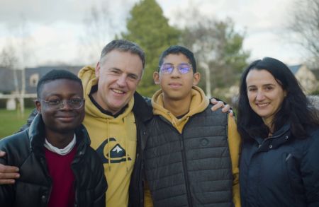 Loic soutenu en france grace au parrainage de proximite 