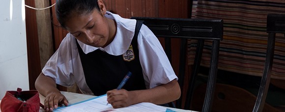 Parrainer une fille et la soutenir dans sa scolarité